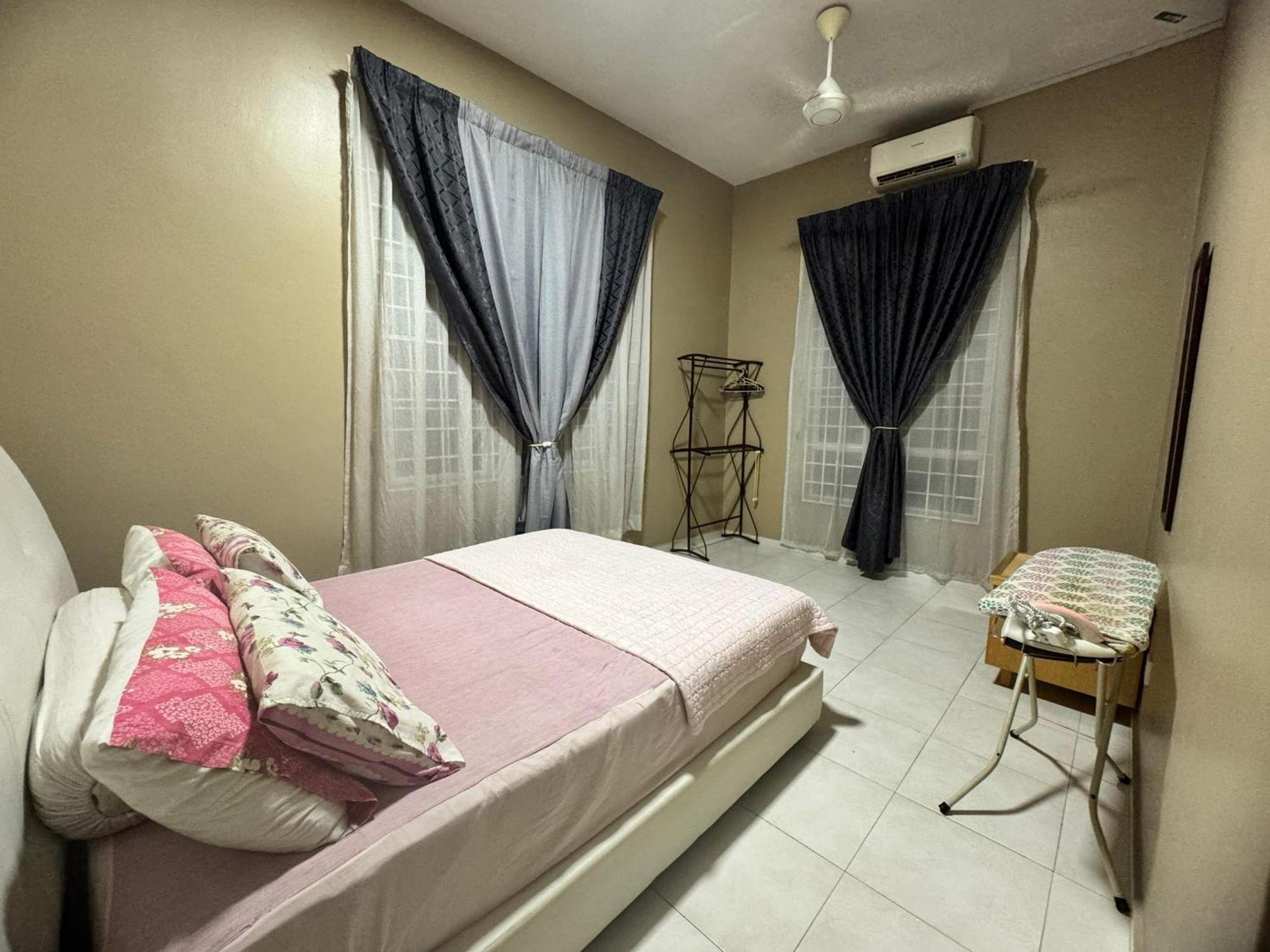 Homestay Melaka Executive Екстер'єр фото
