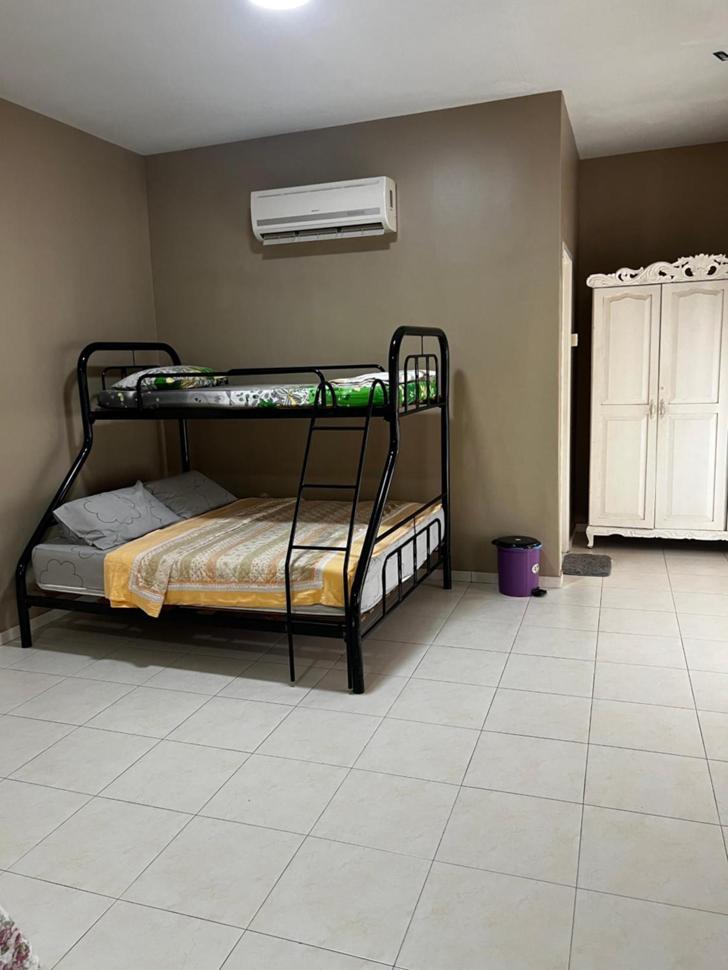 Homestay Melaka Executive Екстер'єр фото