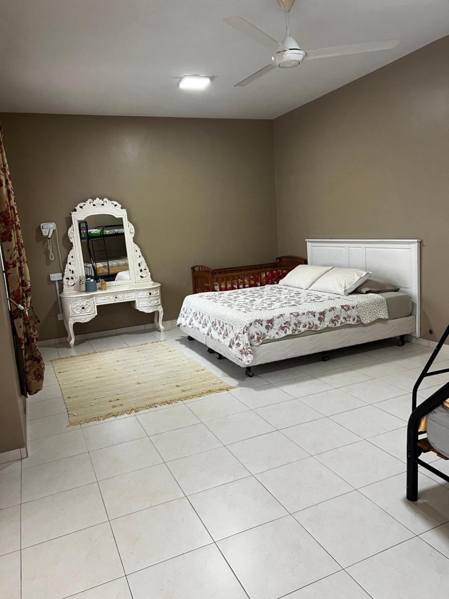 Homestay Melaka Executive Екстер'єр фото