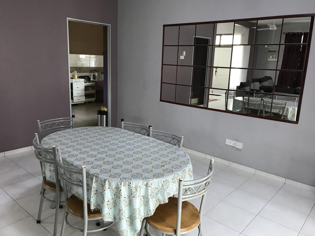 Homestay Melaka Executive Екстер'єр фото